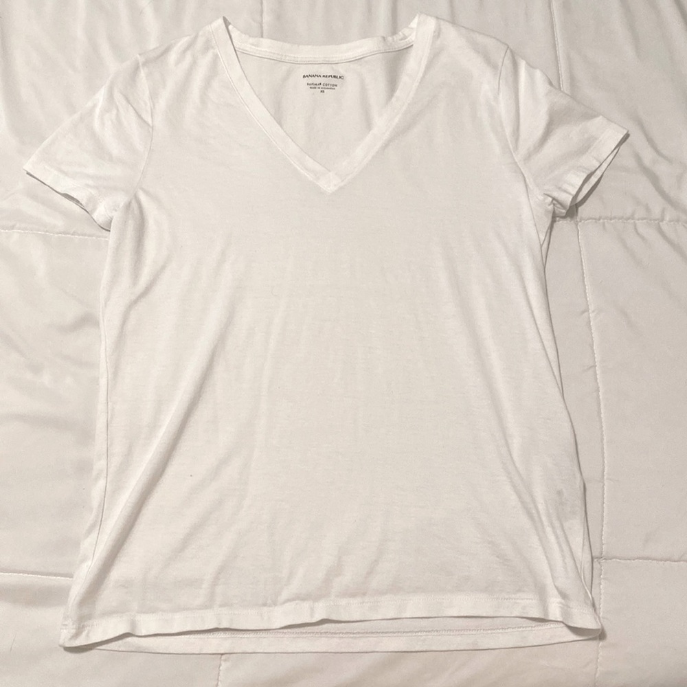 NWOT Banana Republic White Supima Cotton Shirt